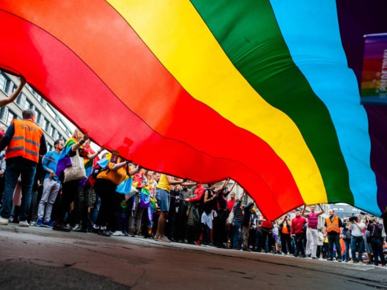 Gloria in excelsis gaio – le Giornale