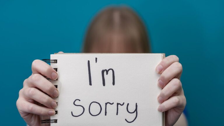 Comment se libérer du sentiment de culpabilité lorsque la volonté cède : les étapes pour éviter la culpabilité