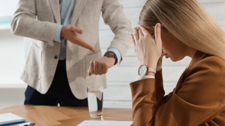 Journée mondiale de la santé mentale : donner la priorité également sur le lieu de travail