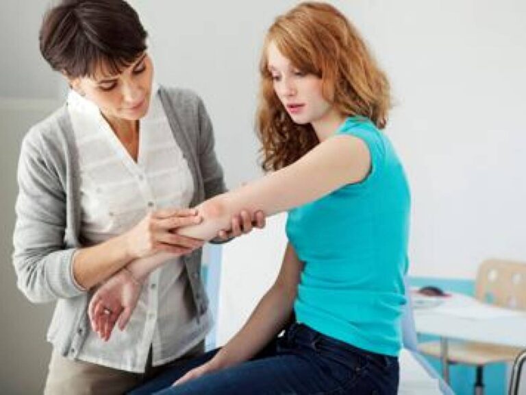 Contrôles et habitudes : le manuel pour protéger la peau des tumeurs et pathologies graves