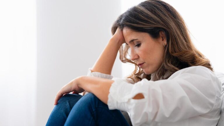 Tu ne peux pas donner un nom aux émotions? Voici ce que vous pourriez souffrir (et comment il se manifeste)