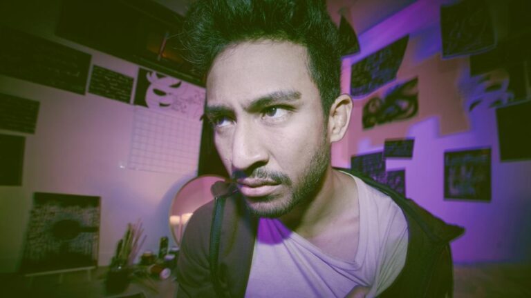 Les théories de l'insomnie et du complot vont de pair: c'est pourquoi cela se produit