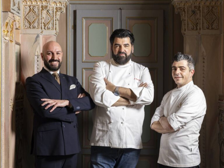 Villa Crespi, l'étreinte d'Antonino