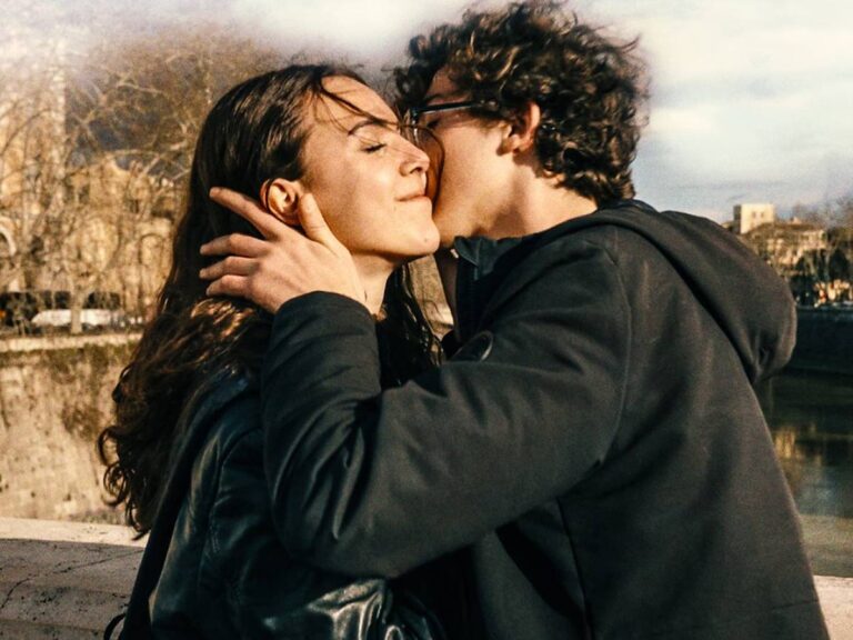 Chaque histoire d'amour est en soi