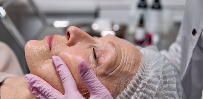 Traitement par le dermatologue