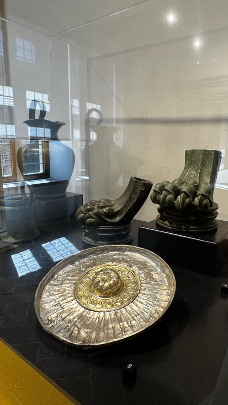 La forme de l'or. Exposition de 400 bijoux de l'ancienne Italie exposée dans le Rocca Roveresca de Sénigallia – Le blog de Carlo Franza