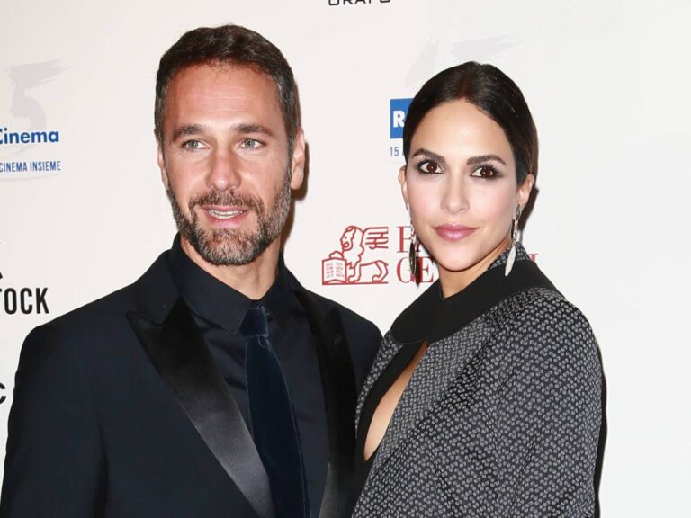 L'étincelle sur le plateau, les paparazzi, les deux filles, la trahison: l'histoire d'amour entre Raoul Bova et Rocio Munoz Morales a pris fin