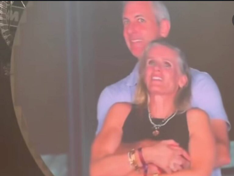 La gaffe mondiale et la Cornuta « pauvres »