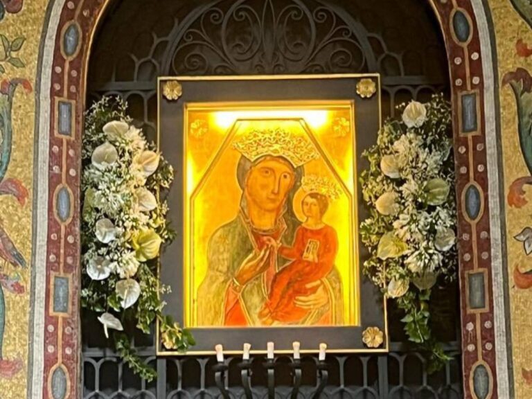 « Nous nous reverrons »: ce qui est derrière la messe du pape dans le sanctuaire de la Madonna della Rotonda