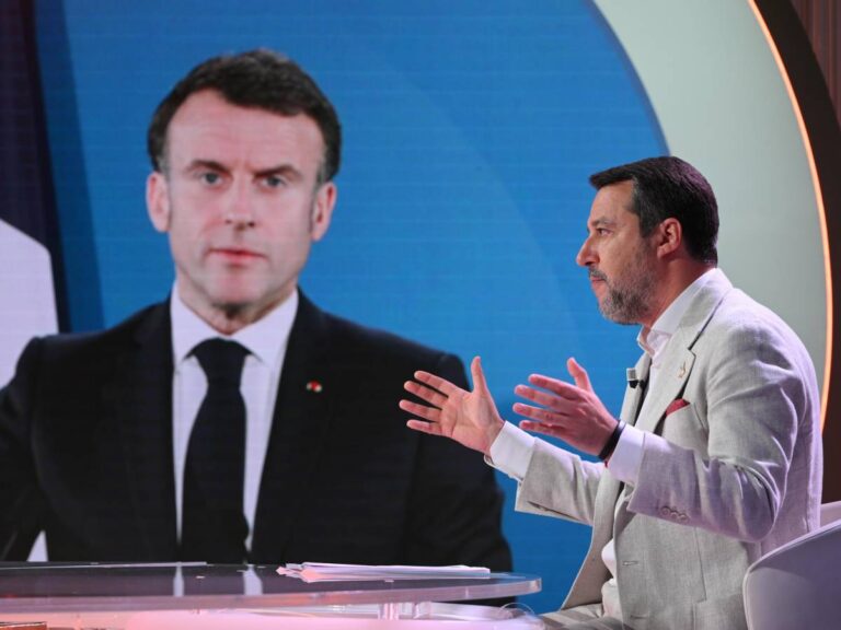 Salvini a du bon sens, les armes macron seulement