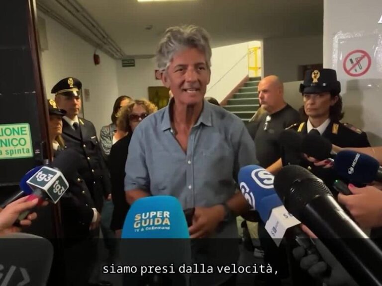 Vidéo: Fiorello: « Statue de baudo au lieu du cheval Rai »