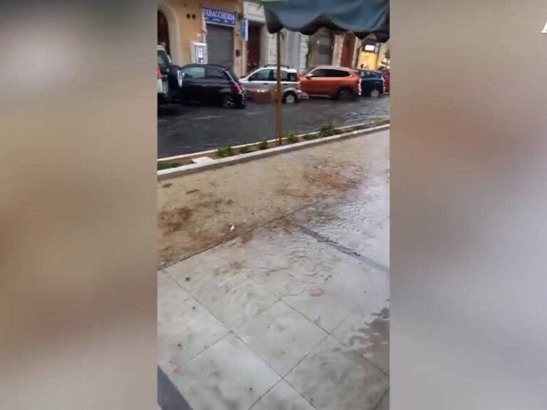 Vidéo: mauvais temps, la promenade à Vireggio a été inondée