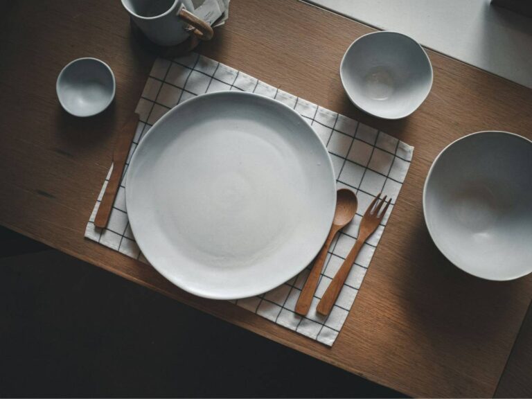 Le dîner saute-t-il bien? Qui peut le faire et qui doit plutôt l'éviter