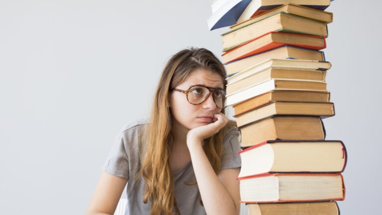 Janvier est le mois de l&rsquo;autodiscipline. Sauf pour ceux qui repoussent toujours ça. Et les « champions » sont les étudiants
