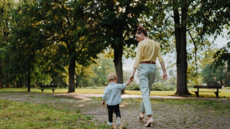 Dystrophie musculaire de Duchenne : la maladie, les symptômes, les nouvelles thérapies pour les enfants. Ce que nous savons