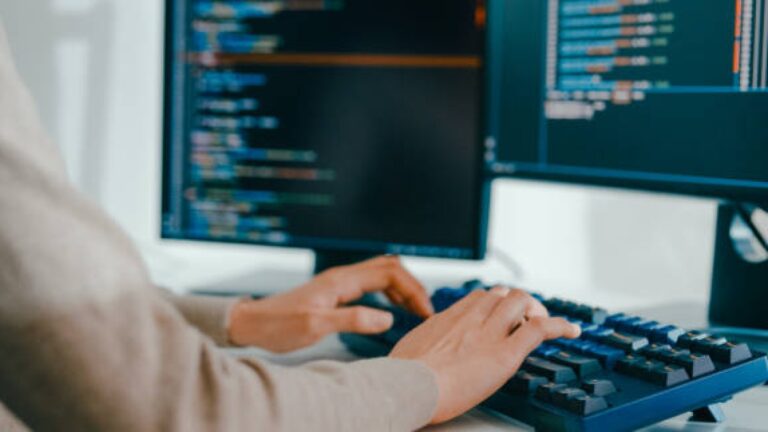 Jeunes talents récompensés, le projet qui utilise l&rsquo;IA pour optimiser le traitement de la leucémie pédiatrique