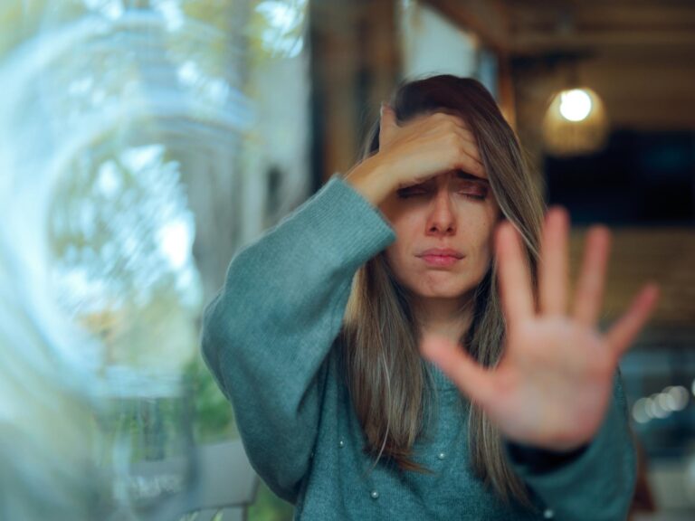 Pourquoi avez-vous des vertiges et quels sont les symptômes : existe-t-il des traitements (vraiment) efficaces ?