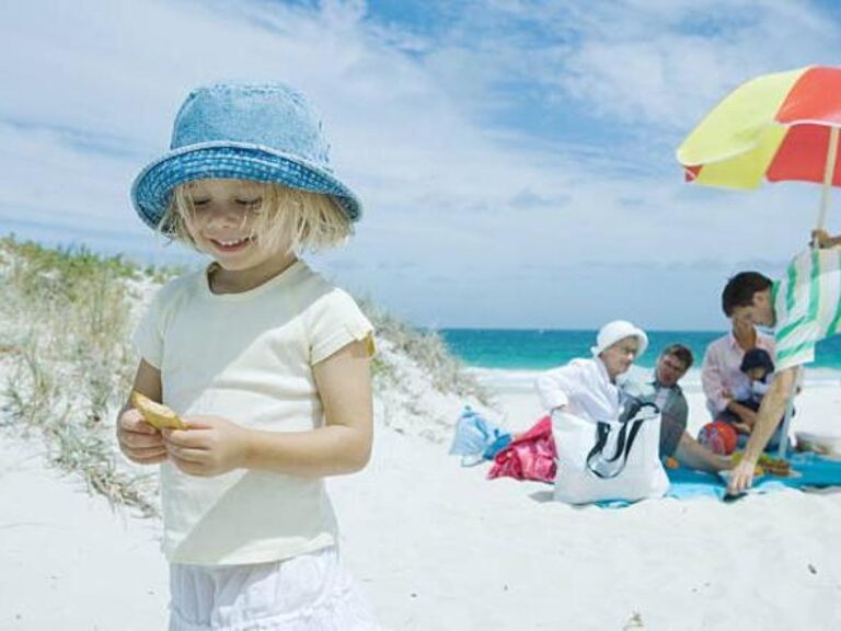 Déjeuner de mi-août : quels aliments privilégier par temps chaud ? Si vous faites un pique-nique, comment stockez-vous et transportez-vous la nourriture ?